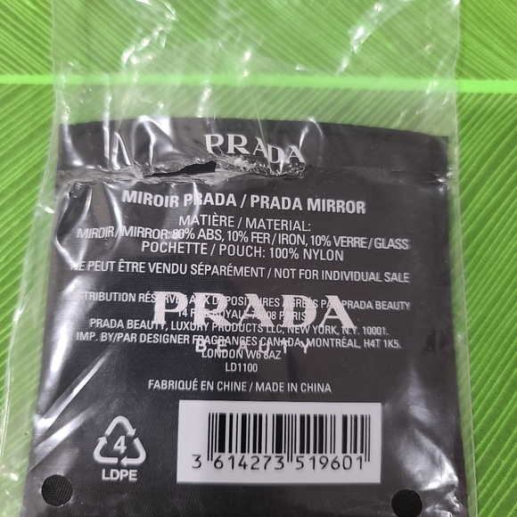 Hand mirror 🪞 ✨️ - Picture 3 of 4